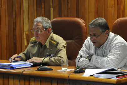 Raúl: Donde haya un problema hay que enfrentársele, sin dejar terreno al derrotismo