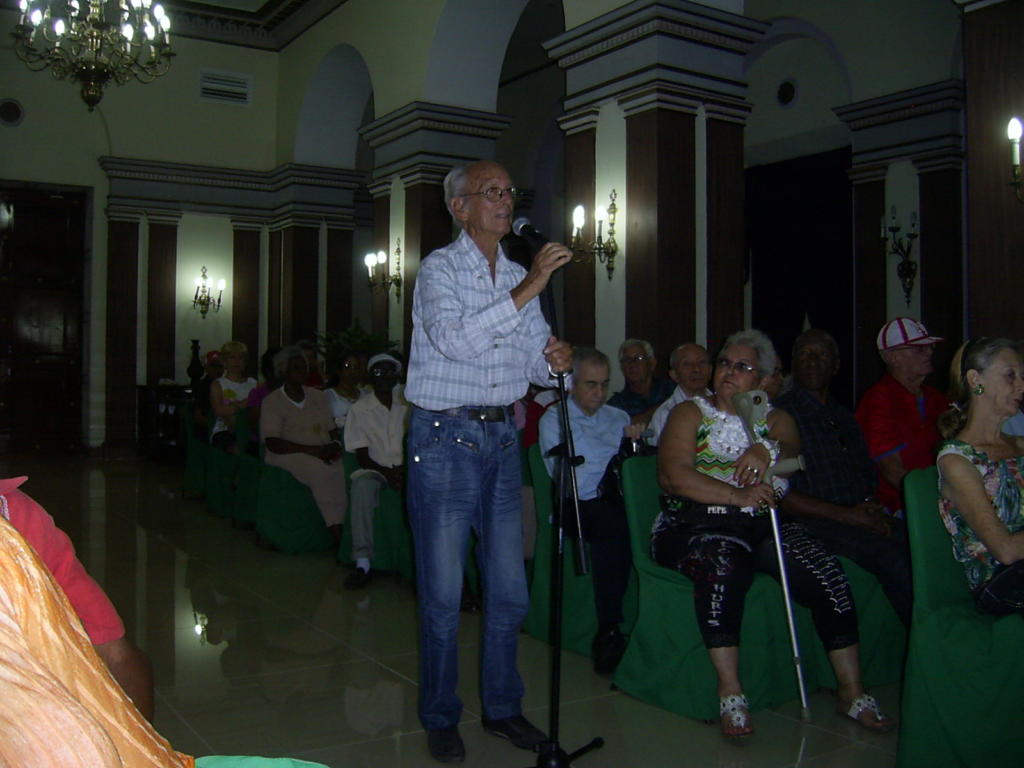 Vivencias de diferentes etapas relataron jubilados de la emblemática instalación que cumplirá sus 85 años. Foto: Evelio Tellería