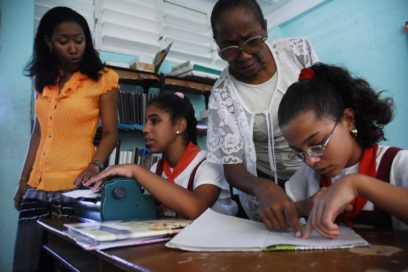 Consagrados a la Educación