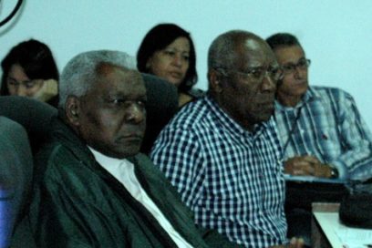 Ver a los trabajadores no estatales como aportadores a la economía