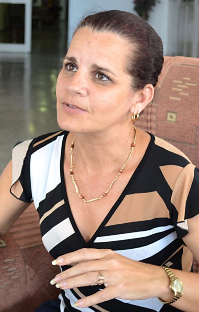 El informe se caracterizará por su concreción, realismo y sencillez; enfoque objetivo, crítico y autocrítico; debe posibilitar el debate franco y abierto, resaltó Neala Santana Betancourt, jefa del departamento de Organización de la CTC. Foto: Eddy Martin