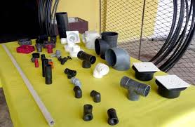 Entre los incrementos manufactureros del 2016 sobresalen los elementos elaborados con plástico reciclado, destinados en parte a renglones destinados al ahorro de agua. (Tomadas de periódico Granma)