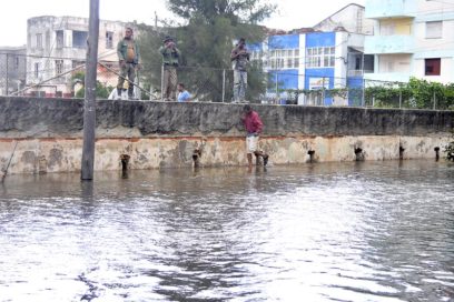 Inundaciones costeras en el litoral habanero (+ Video y Fotos)