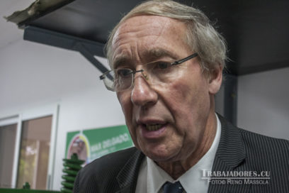 Eurodiputado censura “posición común”