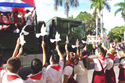 Rememoran paso de Caravana de la Victoria por  Las Tunas