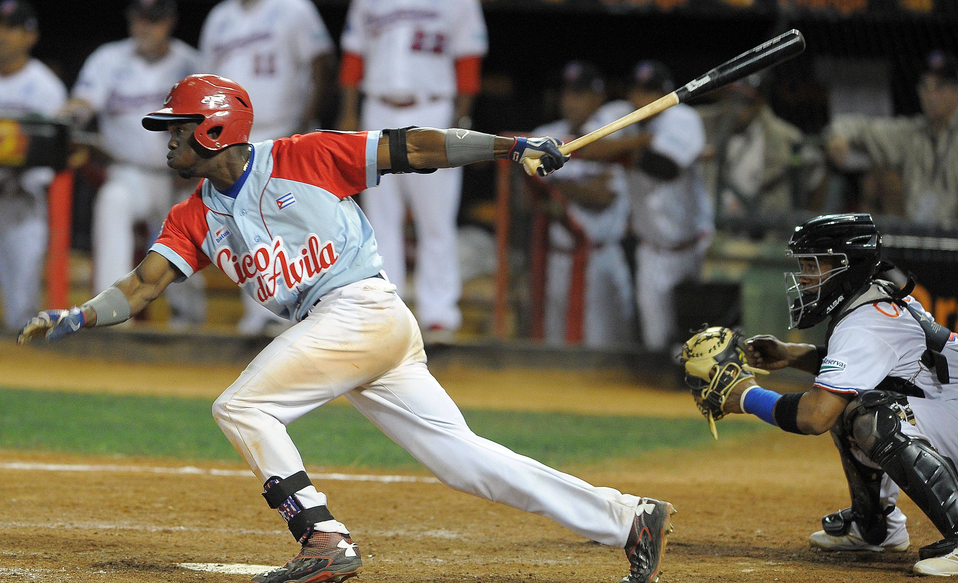 José Adolis García conectó el hit decisivo. foto: Ricardo López Hevia