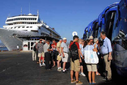 Turismo cubano alcanza récord de visitantes en enero