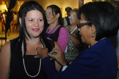 Distinguen  a comunicadores con más de 20 años de labor