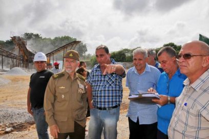 Evalúa vicepresidente cubano inversiones en Isla de la Juventud