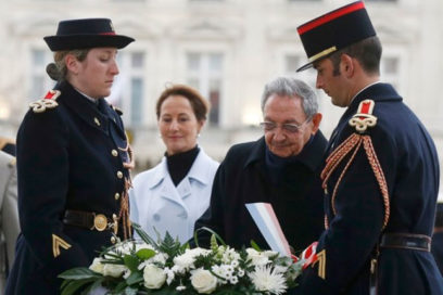 Rindió honores Raúl al soldado desconocido francés