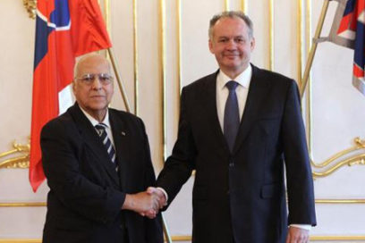 Recibe presidente de Eslovaquia a alto funcionario cubano