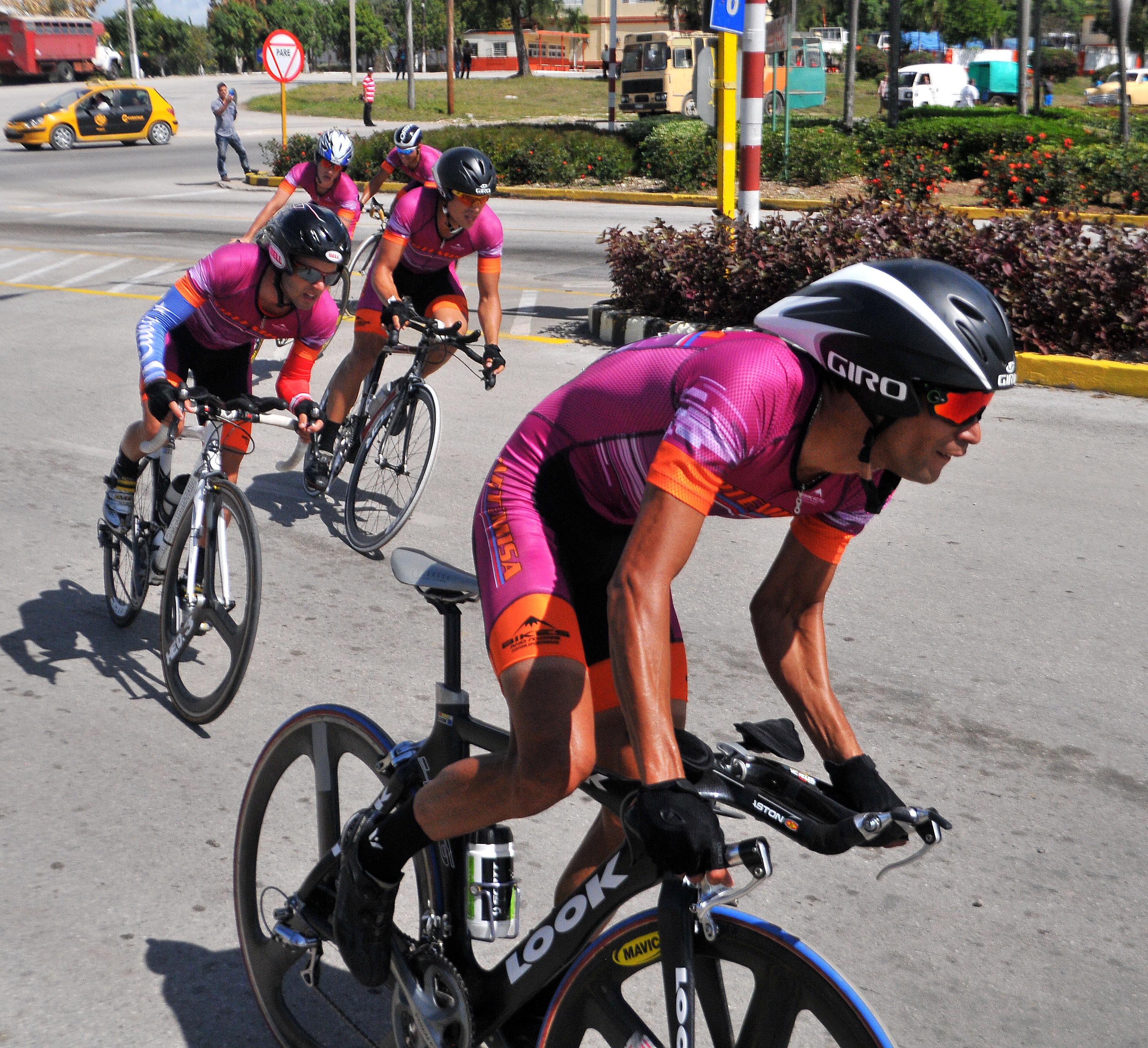 Equipo de Artemisa, ganador de la contrarreloj por colectivos en el Tercer Clásico Ciclístico. Foto: Ricardo López Hevia