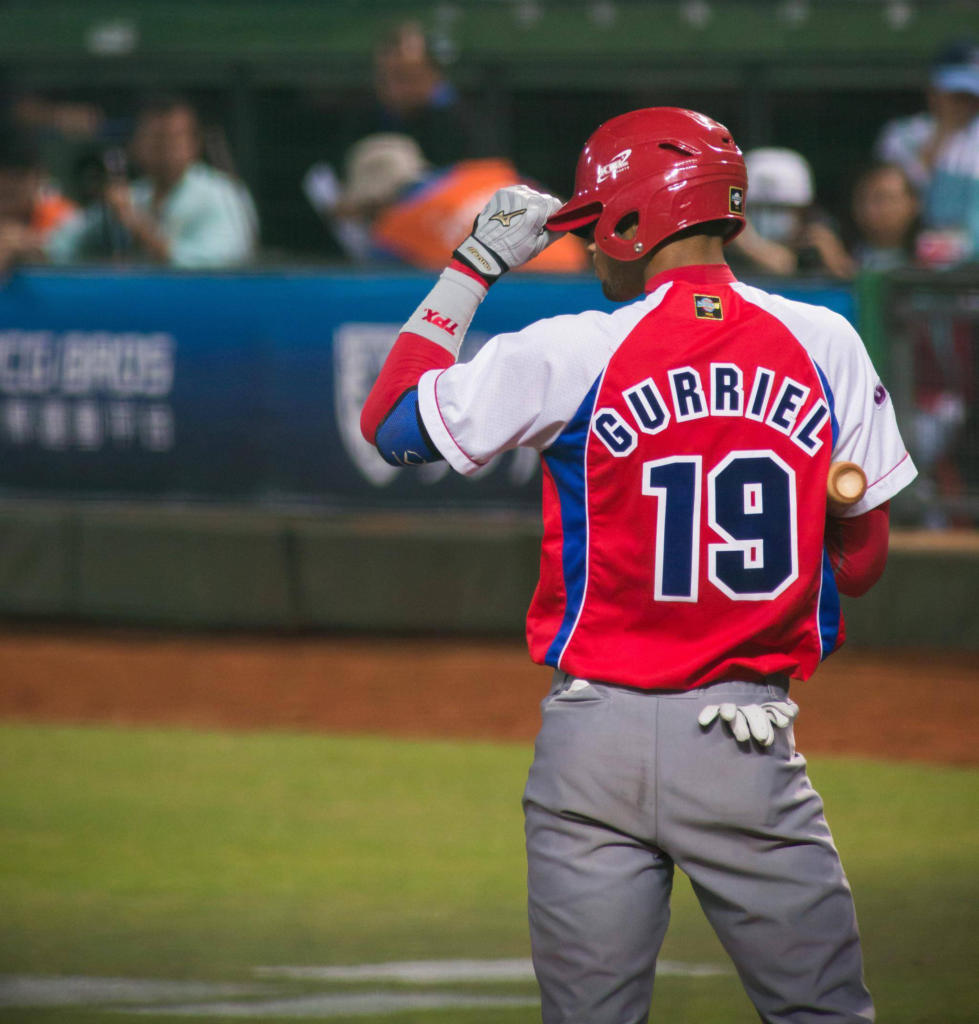 Lourdes conectó imparable de dos carreras.
