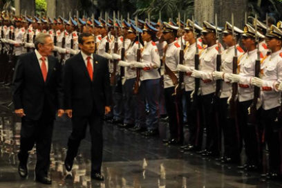 Recibe Raúl Castro a Ollanta Humala, presidente de Perú