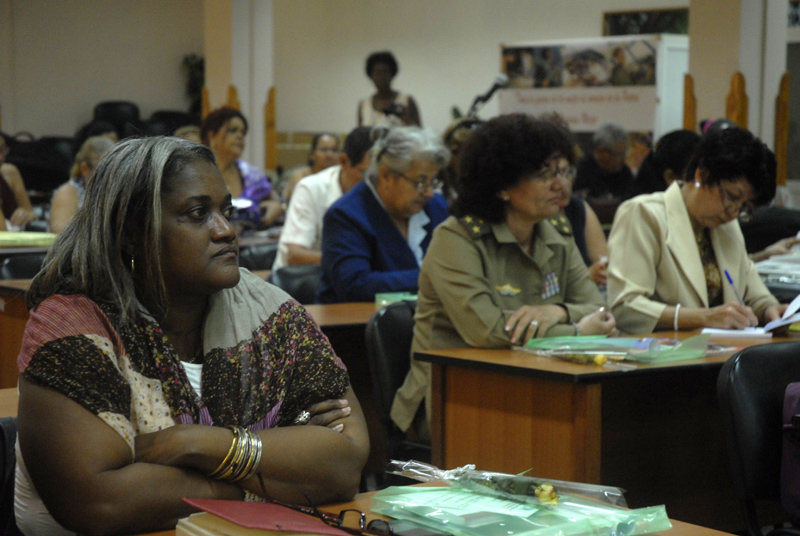 Obreras, científicas, jubiladas, dirigentes sindicales, técnicas e ingenieras estuvieron presentes en el encuentro nacional de mujeres trabajadoras. Foto: Agustín Borrego Torres