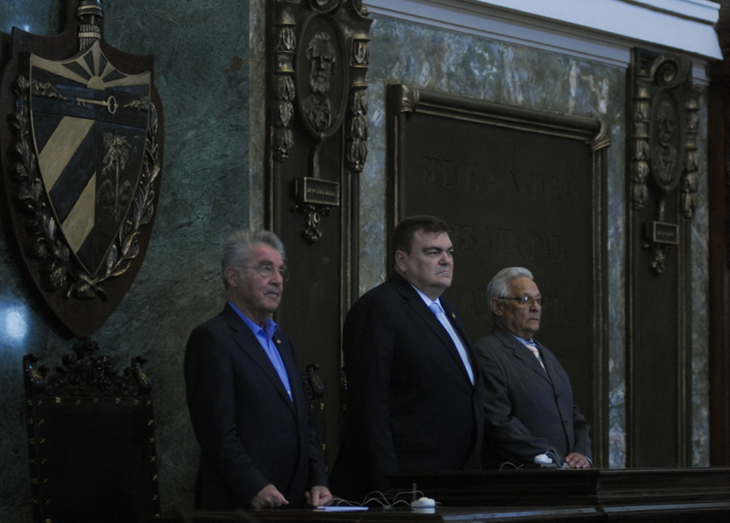 Presidente de Austría junto al rector de la Universidad de La Habana, Dr Gustavo Cobreira Suarez. Foto: Agustín Borrego