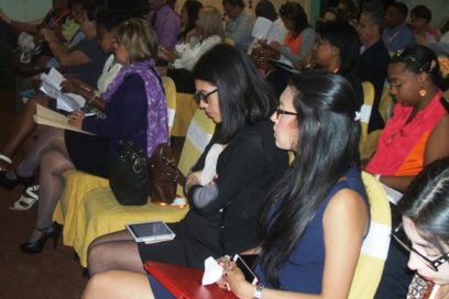 Persiste discriminación de la mujer trabajadora en el continente