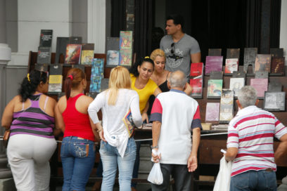 Feria del Libro en Cienfuegos: Lo que mal comienza… (+ Fotos)