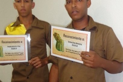 Resaltan labor de maestros de la construcción en Varadero