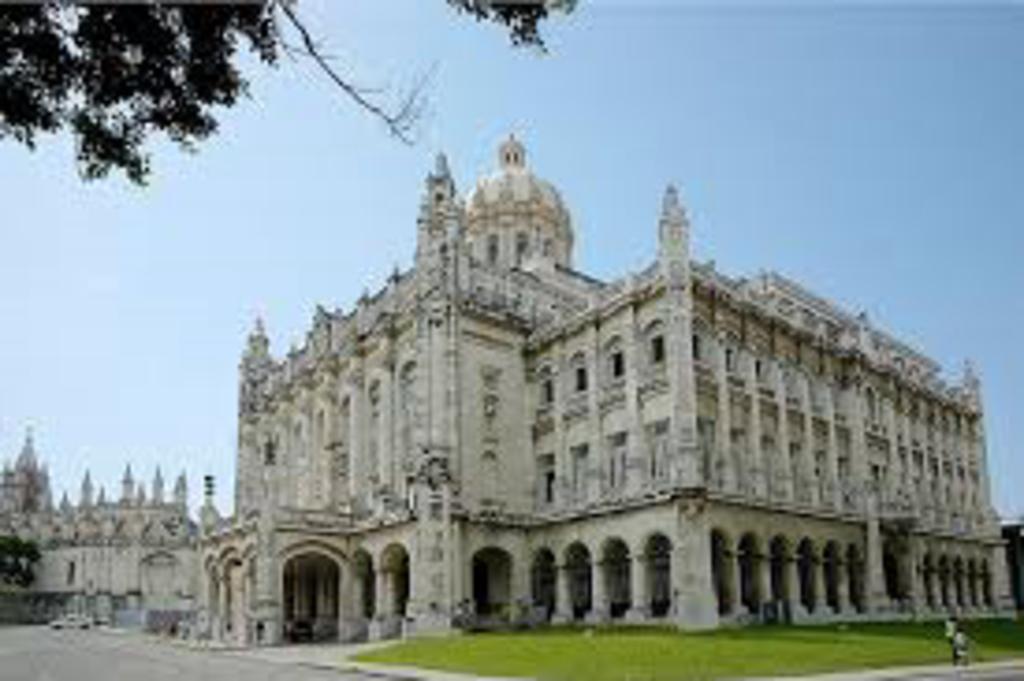 El otrora Palacio Presidencial es hoy Museo de la Revolución