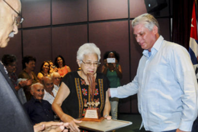 Entregan premios de Periodismo a destacados profesionales cubanos