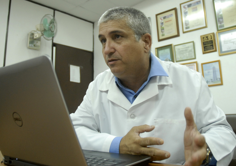 El entrevistado puntualizó que las prioridades actuales de las DSS apuntan a los principales problemas del cuadro de salud cubano. Foto: Agustín Borrego