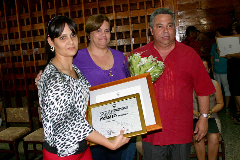 Ulises Guilarte De Nacimiento y Carmen Rosa López Rodríguez, secretario general y segunda secretaria de la CTC, respectivamente, presidieron el acto junto a otros dirigentes. Foto: César A. Rodríguez
