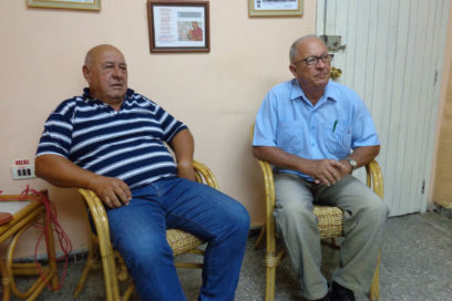 Mario y Pablo: medio siglo dedicado a la avicultura