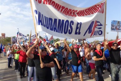 Más de 200 mil holguineros a la plaza de la revolución