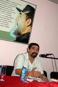 A nombre de los líderes sindicales de Latinoamérica habló José Santos Hernández, secretario general del Sindicato de la Construcción de Chile. Foto: Ramón Barreras