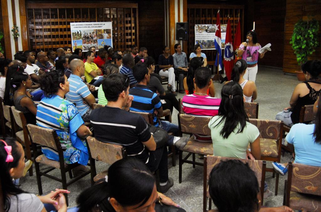 Como punto de partida para el debate, los participantes se refirieron al discurso del mandatario norteamericano dirigido a la sociedad civil cubana. Foto: Heriberto González