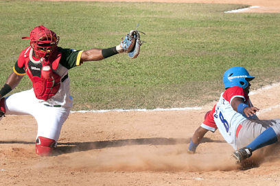 Out 27: Piña madura para campeonato