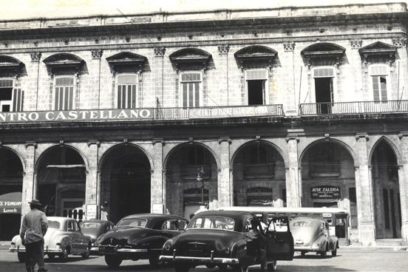 Puerta abierta a la unidad