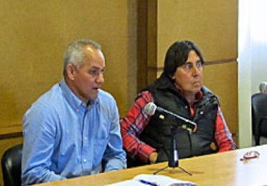 Raimundo Navarro (izquierda), miembro del Secretariado Nacional de la CTC.
