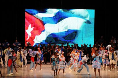 Preludio artístico para un Congreso (+ Fotos)