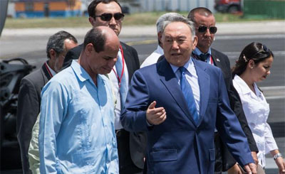 El presidente de Kazajstán, Nursultán Nazarbáyev, llegará este sábado a Cuba para realizar una visita oficial durante la cual sostendrá conversaciones con su homólogo Raúl Castro. Foto