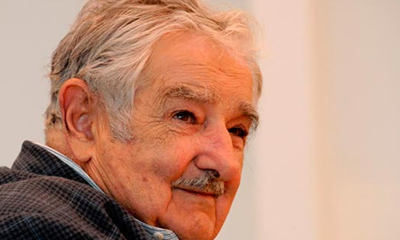 El expresidente uruguayo José Mujica recibió al luchador antiterrorista Ramón Labañino, con quien dialogó de manera distendida por cerca de una hora sobre los desafíos del mundo actual. Foto: ACN