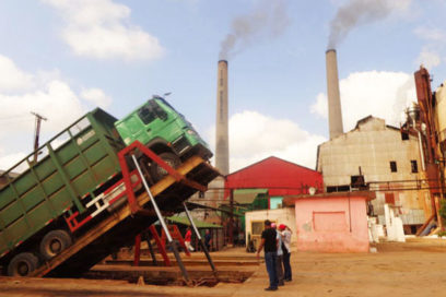 Ciro Redondo: primer central cumplidor en Cuba