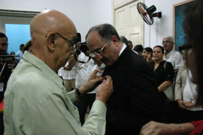 Honra la UPEC a periodista árabe