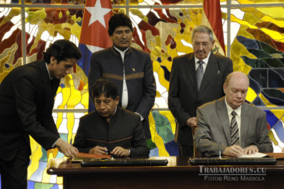 Fortalecen Cuba y Bolivia cooperación en sectores clave