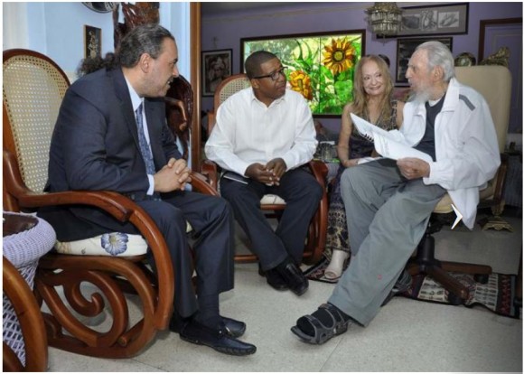 Fidel-con-el-Presidente-de-ACNO-5-580x414