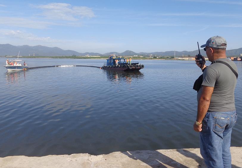 Los ejercicios prácticos desarrollados en diferentes escenarios contribuyeron a poner a prueba las fuerzas y medios que deben dar respuesta a situaciones reales de desastres. Foto: Betty Beaton