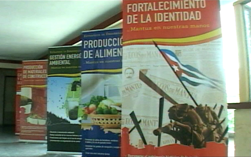 Plegables diseñados para promover el desarrollo en Mantua.