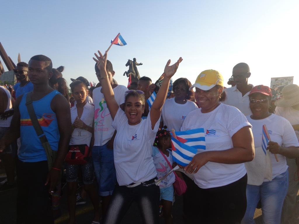 Pueblo Stgo en la plaza 4