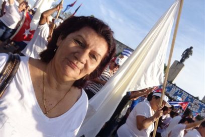 La escuela al frente del desfile