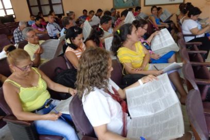 Analizan dirigentes sindicales modelo económico y plan de desarrollo