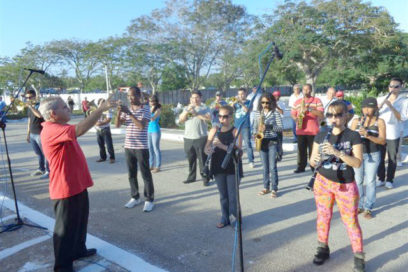 No hay mal que dure 100 años ni banda que lo resista