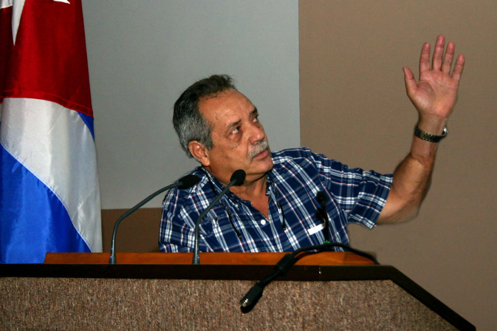 Abel Centella Artola del Instituto de Meteorología de Cuba. Foto: César A. Rodríguez.