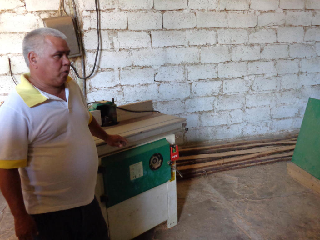 Según Poo Santovenia, las dificultades con suministros continúan como el problema fundamental que enfrenta la CNA, que intentan superar con la diversificación de servicios. Foto: Eduardo González Martínez