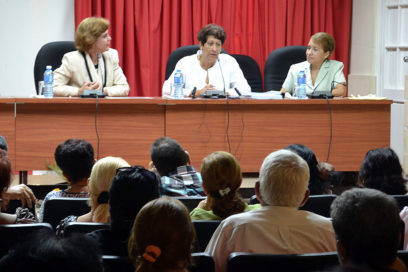 Ministerio de Educación labora en el perfeccionamiento de planes y programas de estudio